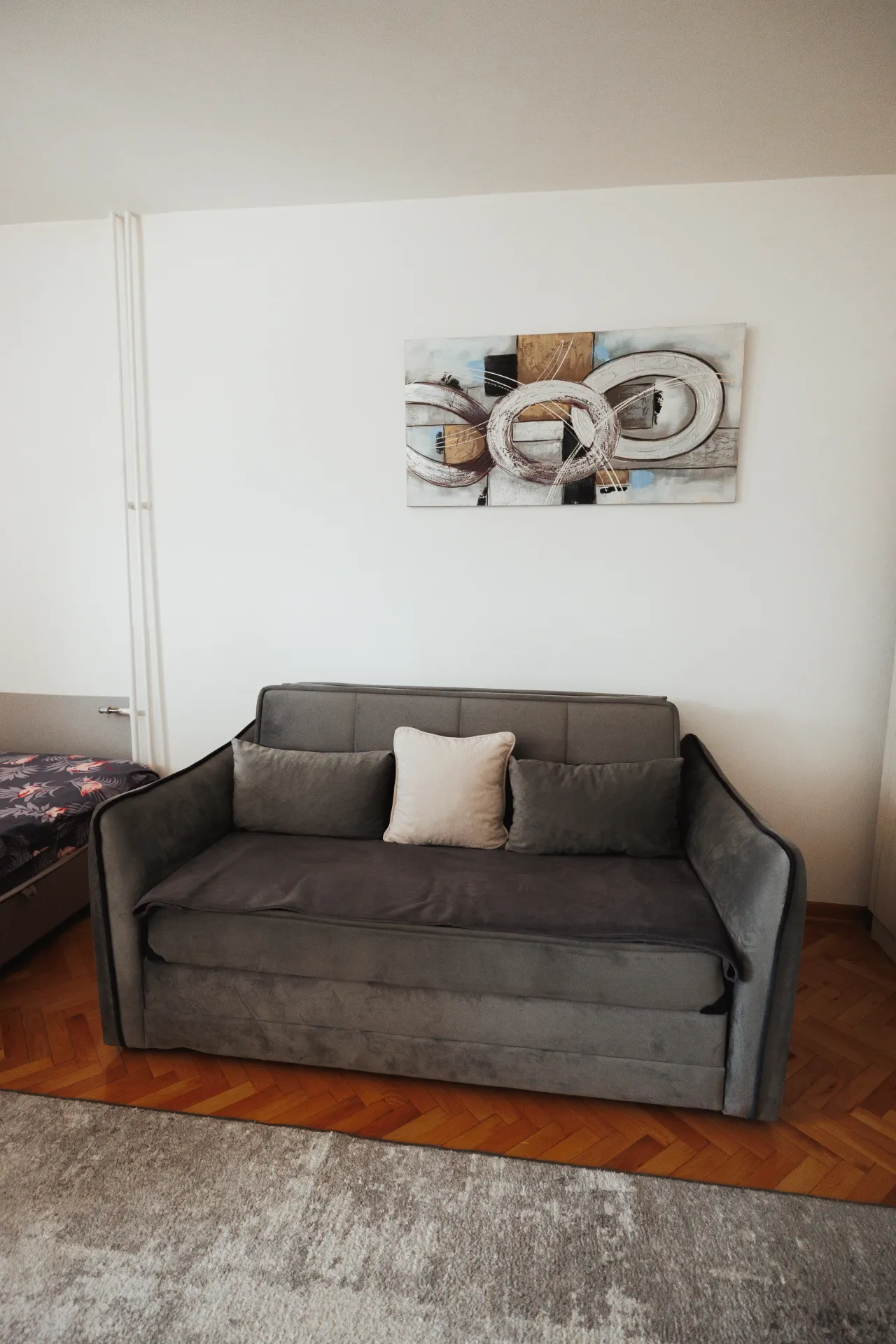 Apartment Detail